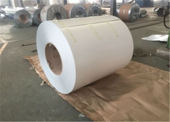 αγορά 0.45mm DX51D Z120 PE Προχρωματισμένη Ζυγισμένη Σιδηροτροχιά PPGI για εφαρμογές οροφής και επένδυσης τοίχου online manufacture